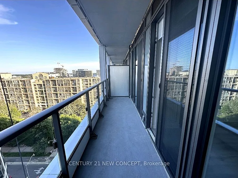 60 Princess St #1020 — Photo 13