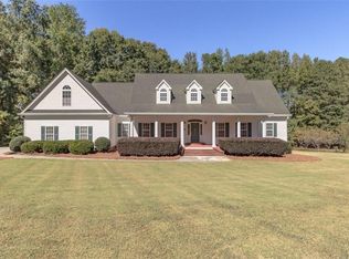 319 Matthews Rd, Fayetteville, GA 30215