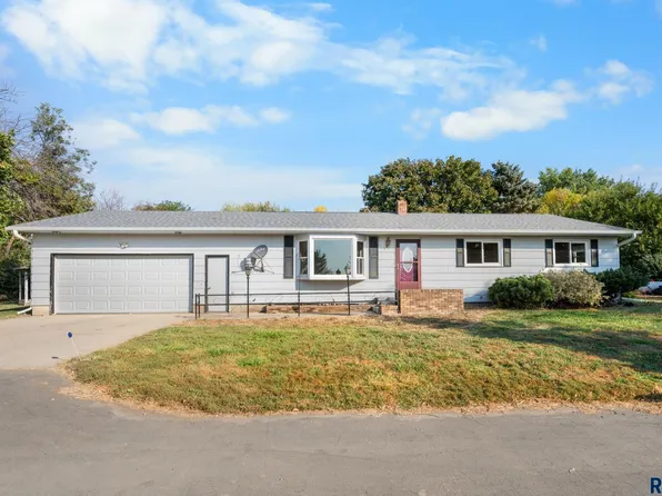 47994 280th St, Canton, SD 57013