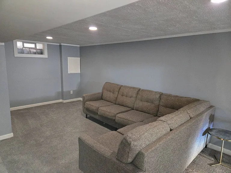 2723 Priscilla Ave — Photo 35