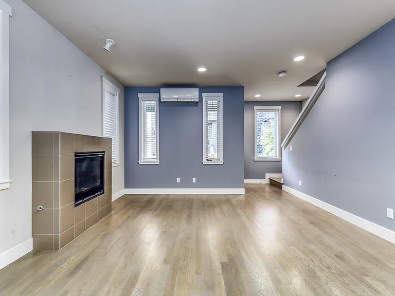 690 Wintersweet Rd NE — Photo 7