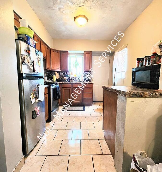 1st image of 5850 Burchfield Ave