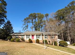 107 Cannongate Cir, Sharpsburg, GA 30277
