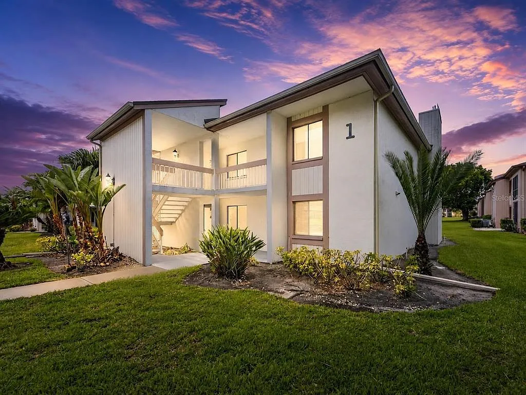 2 bed, 2.0 bath, 1148 sqft, $1,950 — Photo 4