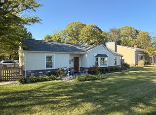 466 Manor Rd, Arnold, MD 21012