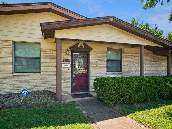 5247 S Columbia Ave, Tulsa, OK 74105