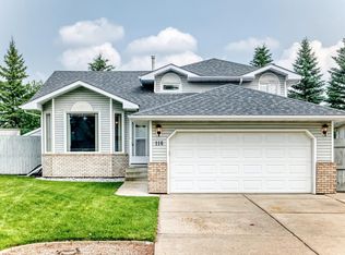 116 Highland Way, Strathcona County, AB T8A 5M6