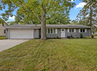 7008 Stearns Rd, Olmsted Township, OH 44138