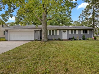 7008 Stearns Rd, Olmsted Township, OH, 44138