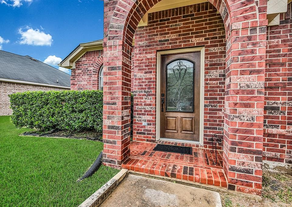 1st image of 21034 Carmel Valley Dr