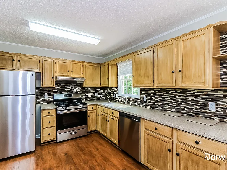 33 Fox Ridge Ct — Photo 4