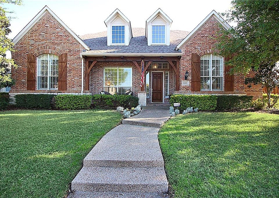1st image of 1213 Granbury Dr