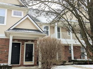 3902 Cherry Creek Ln #25, Sterling Heights, MI 48314