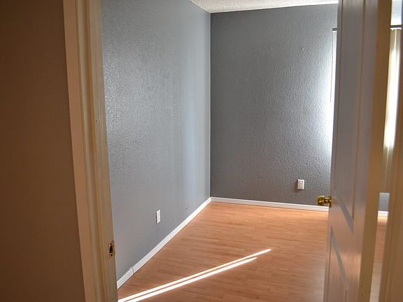 3rd image of 3591 Quail Lakes Dr APT 115
