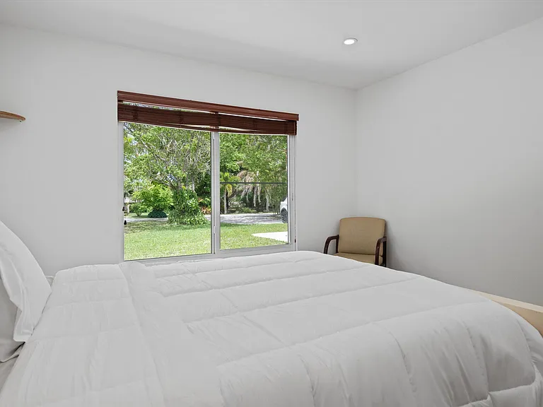 14122 Citrus Dr — Photo 11