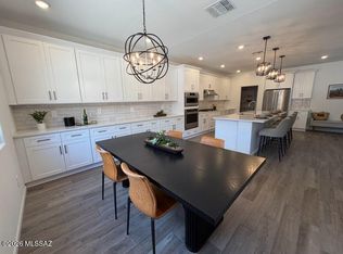 12106 N Shore Cliff Dr, Oro Valley, AZ 85737