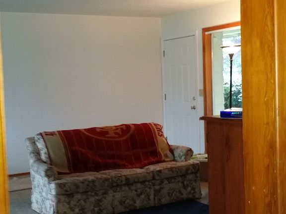 From hall way to front door