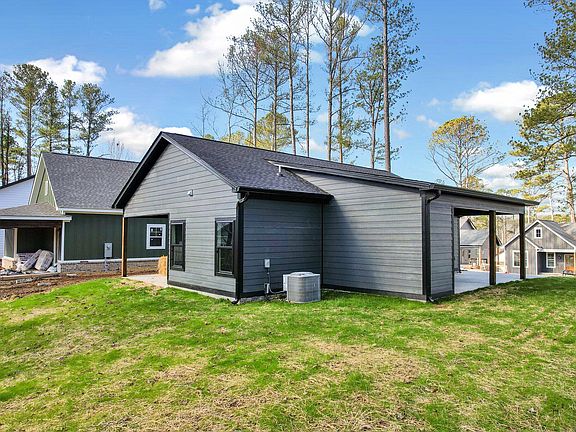 3rd image of 3214 Parkstone Pl