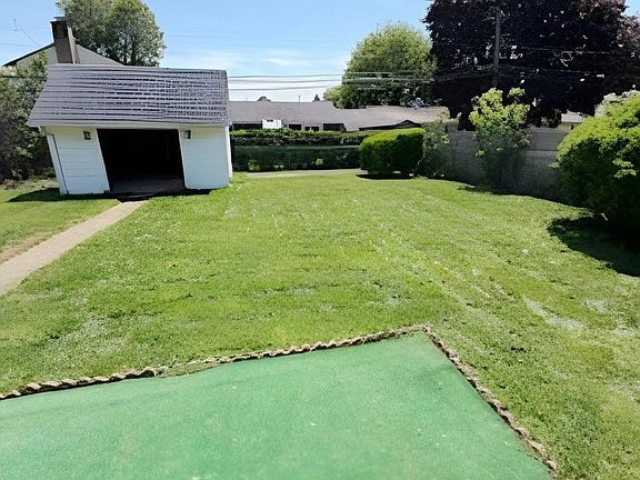5th image of 684 Austin Dr