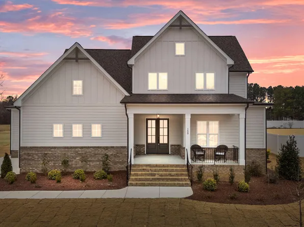 150 Summerlin Dr, Archer Lodge, NC 27527