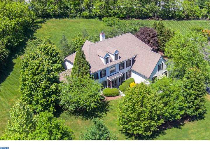 1st image of 115 Woodridge Dr