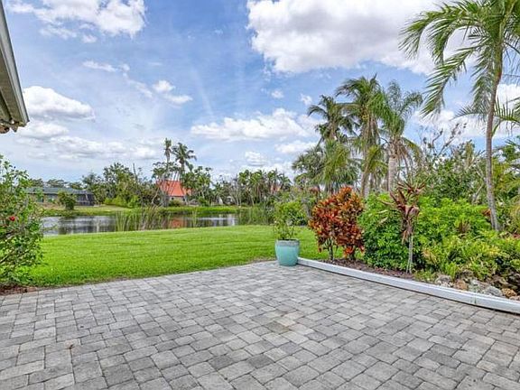 4th image of 14903 Bonaire Cir