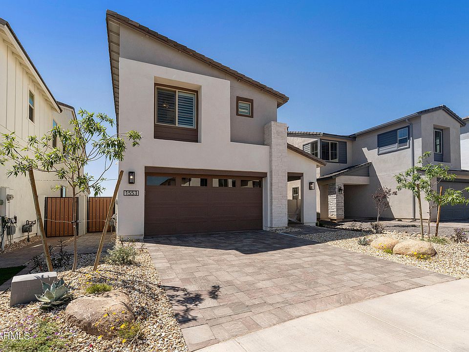 1st image of 1553 E BLUE SPRUCE Lane