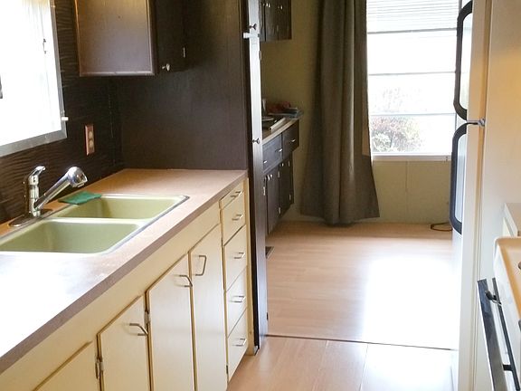 4th image of 5517 69th Avenue Ct E #58