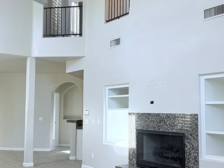 20802 Grayhawk Dr #1085 — Photo 13