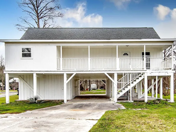 206 Leger St, Montegut, LA 70377