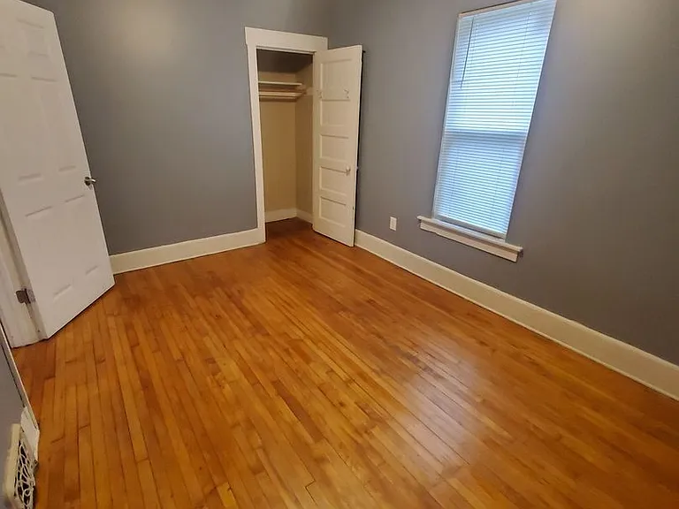 3368-3374 N Booth St 6 unit — Photo 8