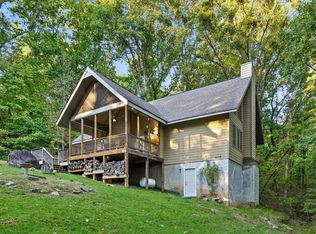 3947 W Rd, Signal Mountain, TN 37377