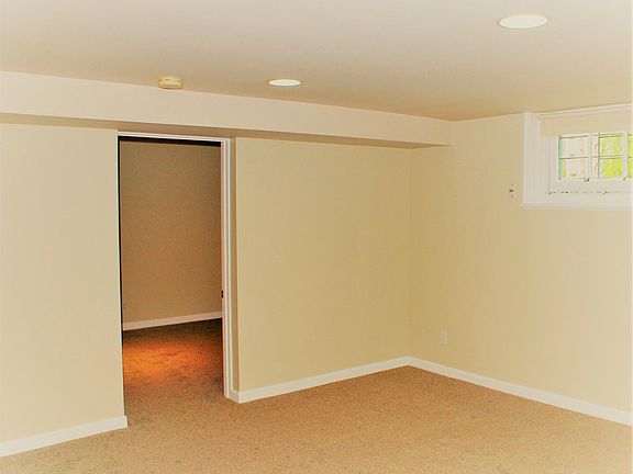 5th image of 3115 Franklin Ave E #B