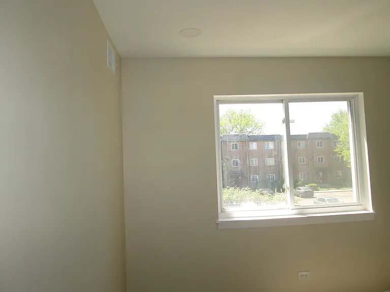 920 Casey Ct #4 — Photo 12
