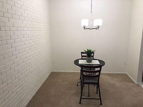 4th image of 2022 Thornberry Dr