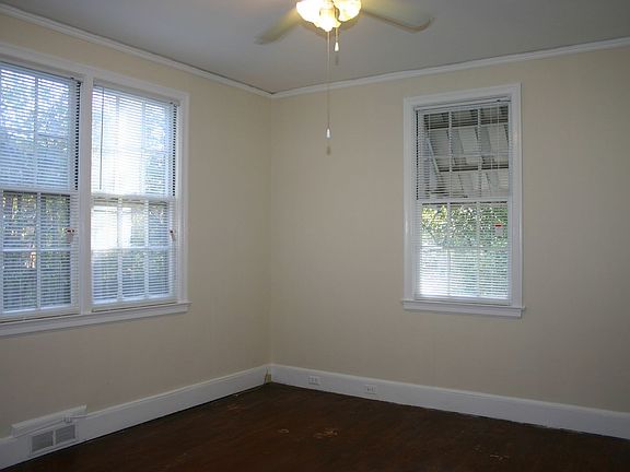 5th image of 311 Harden St #313