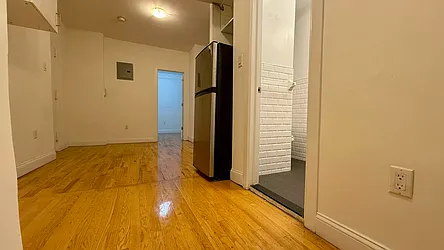 Rented by HOLTON REAL ESTATE INC.