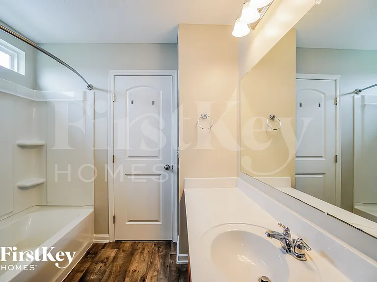 2144 Greencrest Way — Photo 14