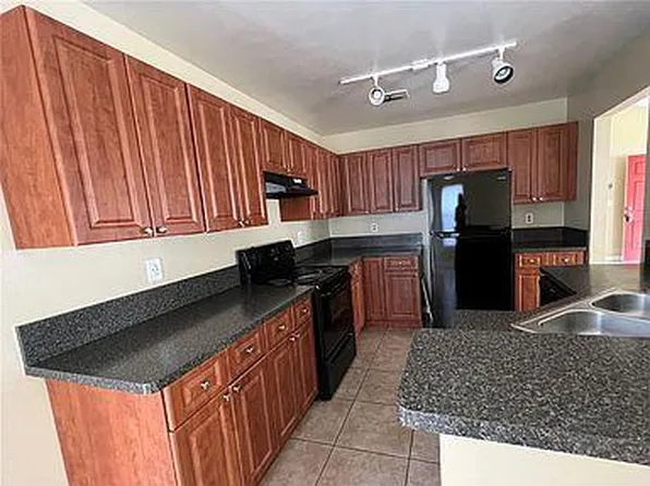 2 Simmons Ct, Greenville, SC 29609