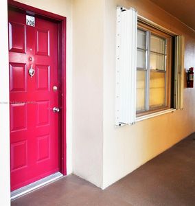 12900 SW 7th Ct APT 206B, Pembroke Pines, FL, 33027
