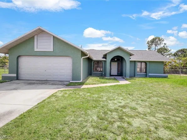17409 Delaware Rd, Fort Myers, FL 33967
