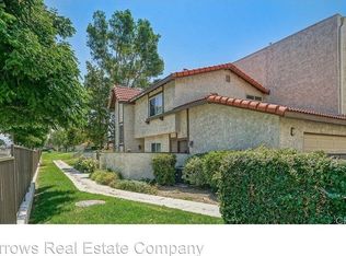 18031 River Cir APT 6, Santa Clarita, CA 91387