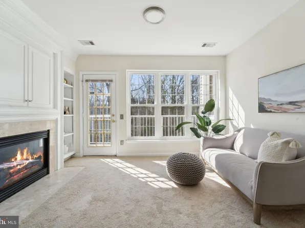 6033 Terrapin Pl, Alexandria, VA 22310