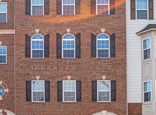 7472 Brunson Cir, Gainesville, VA 20155