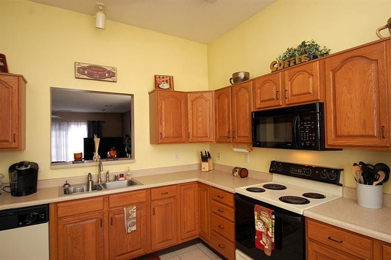 2nd image of 103 Wilderness Ct