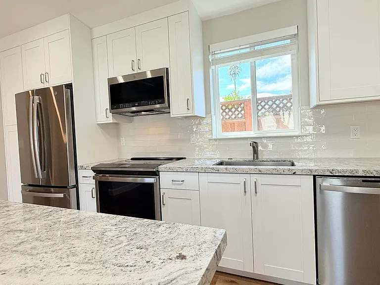 205 Barbara Ct #A — Photo 13