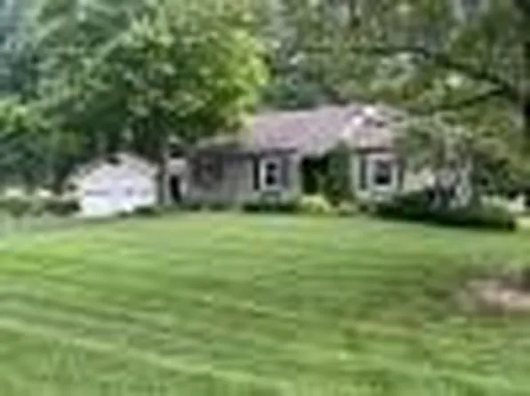 309 W College Ave, Morocco, IN 47963