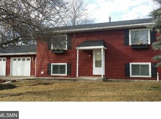 310 Walnut Ave SW, Saint Michael, MN 55376
