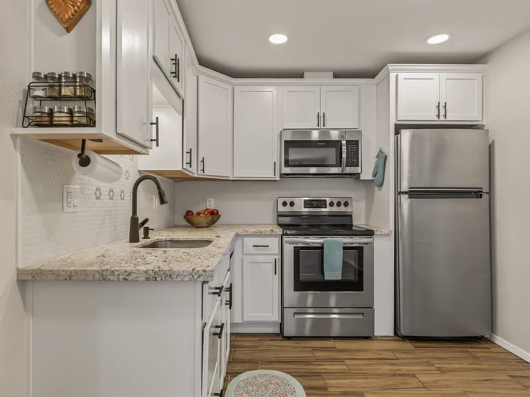 7818 E Glenrosa Ave #1 — Photo 9