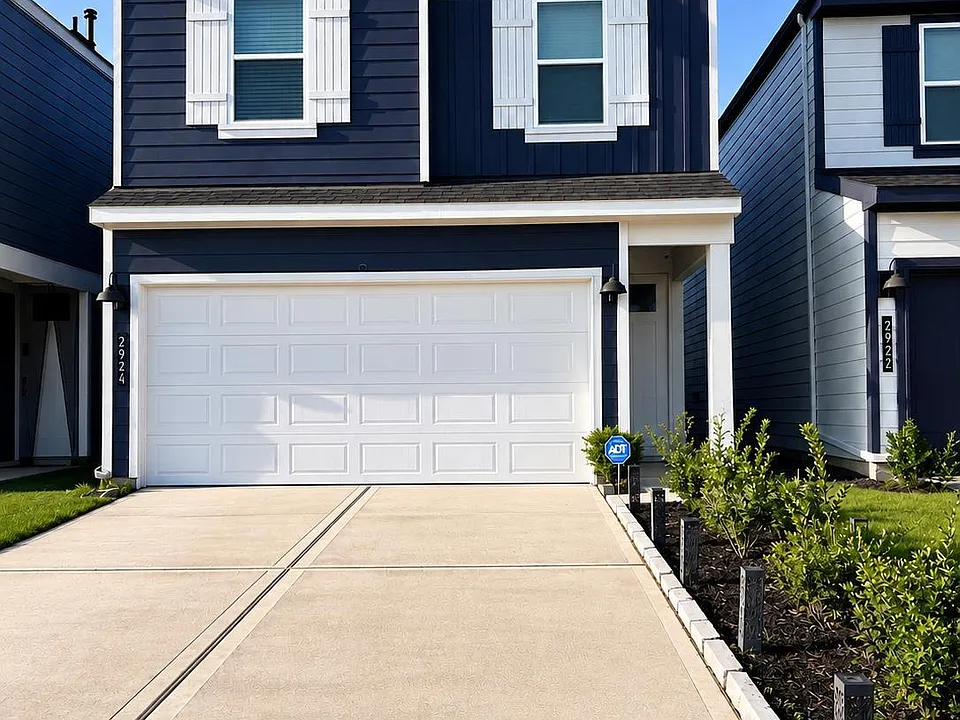 2924 Amherst Meadow Ln
